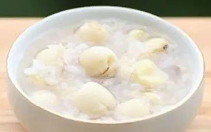 每日养生｜补肾固精止带，就用莲子山药粥 鹿血片 第2张