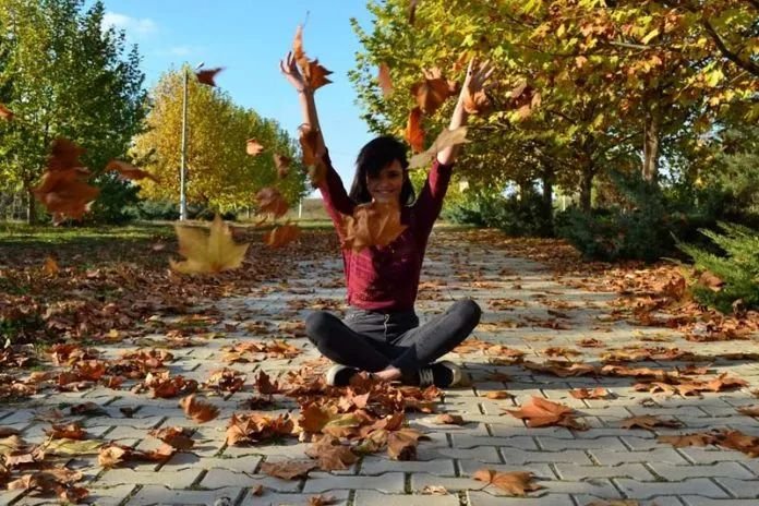 “秋天补肾、冬天养生”!一套拉伸肾经的阴瑜伽序列,收级藏! 鹿血片 第2张 “秋天补肾、冬天养生”!一套拉伸肾经的阴瑜伽序列,收级藏! 鹿血片 第2张