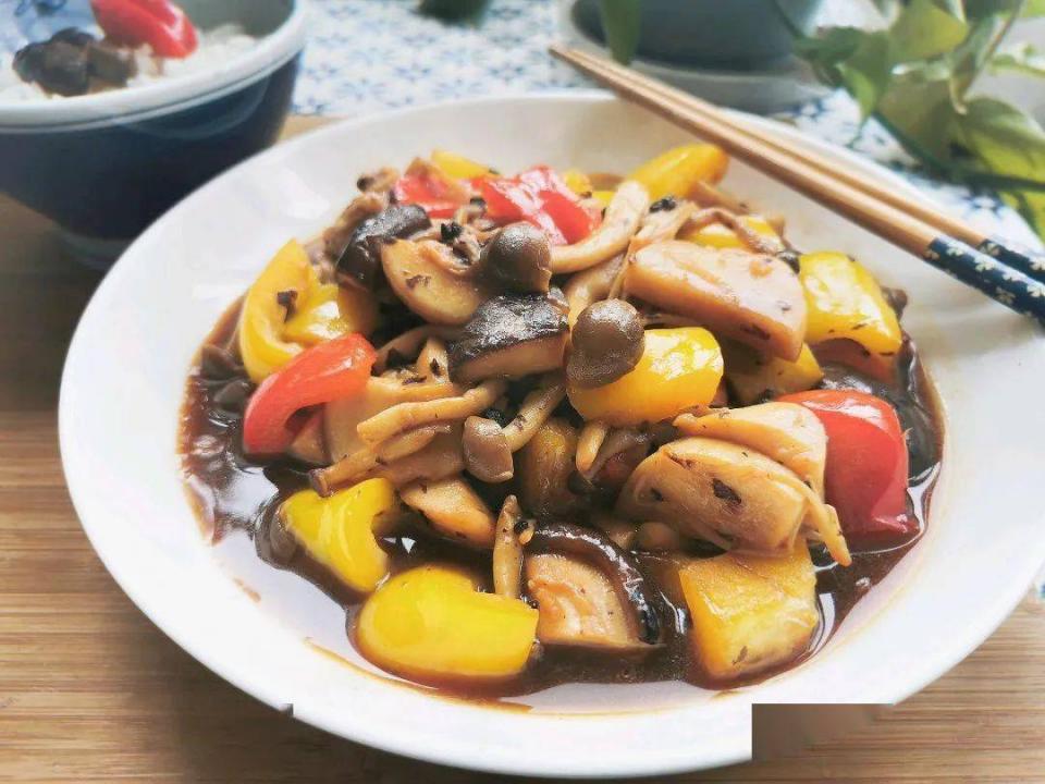 素食者气虚,请多吃这些食物,附8道素食菜谱! 鹿血片 第9张 素食者气虚,请多吃这些食物,附8道素食菜谱! 鹿血片 第9张