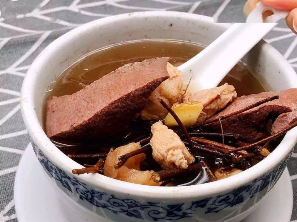 斗门大妈煲了30年汤!爆出35款入秋滋补靓汤配方,就是这个味道! 鹿血片 第13张 斗门大妈煲了30年汤!爆出35款入秋滋补靓汤配方,就是这个味道! 鹿血片 第13张