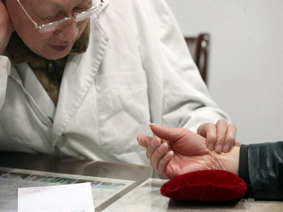 老中医遗留“补肾方”,3味药草煮水喝,50岁身子20岁的肾 鹿血片 第4张 老中医遗留“补肾方”,3味药草煮水喝,50岁身子20岁的肾 鹿血片 第4张