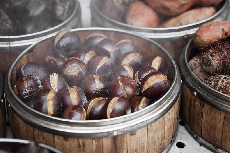 秋吃板栗,补脾健胃、补肾强筋,若糖尿病人想吃,得先弄清热量 鹿血片 第1张 秋吃板栗,补脾健胃、补肾强筋,若糖尿病人想吃,得先弄清热量 鹿血片 第1张