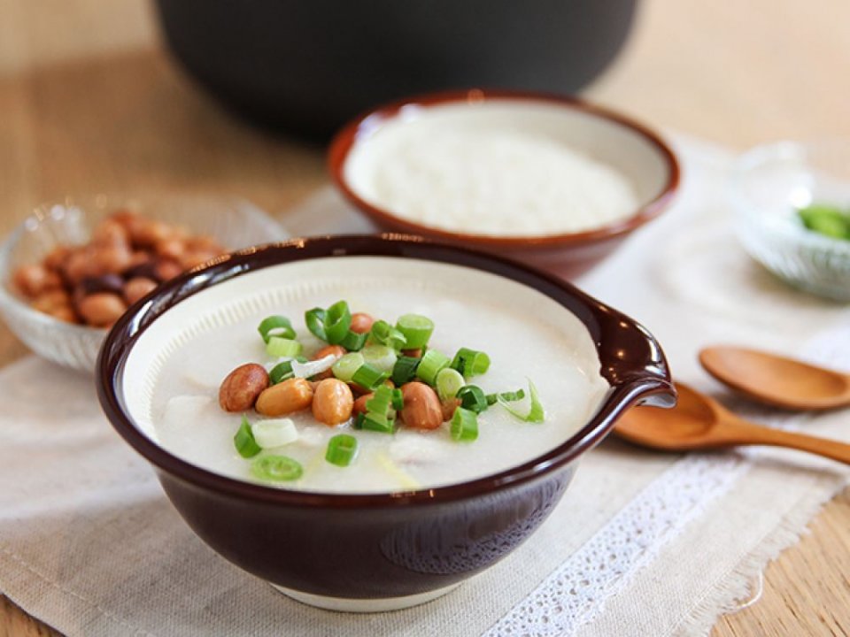 在家用花生熬粥,营养又美味,坚持吃一周,让身体健康 鹿血片 第4张 在家用花生熬粥,营养又美味,坚持吃一周,让身体健康 鹿血片 第4张