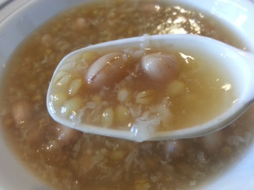 在家用花生熬粥,营养又美味,坚持吃一周,让身体健康 鹿血片 第7张 在家用花生熬粥,营养又美味,坚持吃一周,让身体健康 鹿血片 第7张