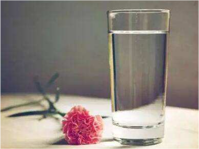 喝水能造成肾的负担吗?保证一辈子不“毒”,养肾食品排行榜帮你忙 鹿血片 第2张 喝水能造成肾的负担吗?保证一辈子不“毒”,养肾食品排行榜帮你忙 鹿血片 第2张