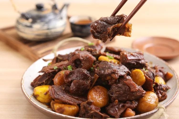 秋天和板栗约个会，益气补脾厚肠胃 鹿血片 第4张