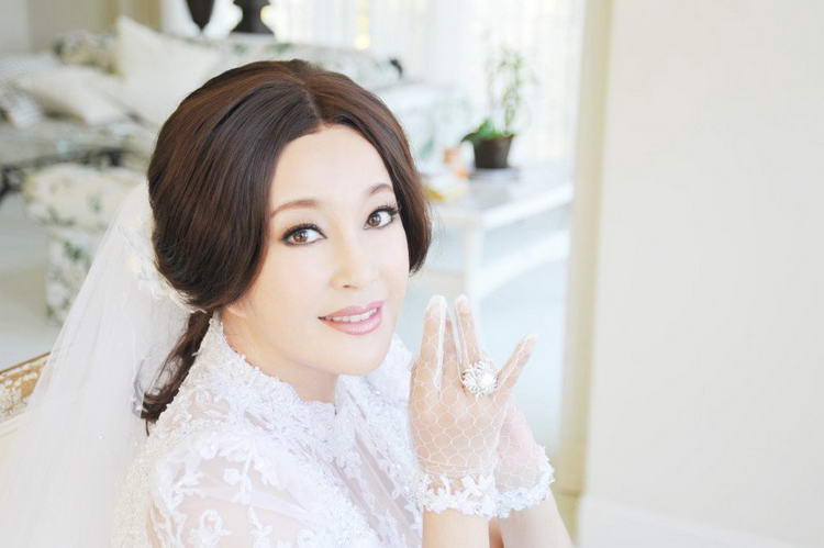 8位曾经落魄入狱的明星，他们的履历个个精彩，最为佩服古天乐 鹿血片 第2张