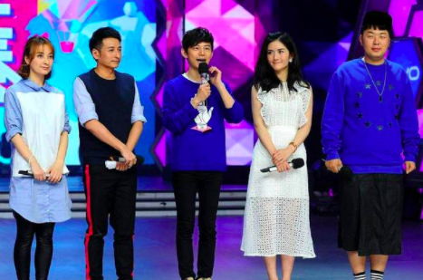 王刚内涵《快本》收礼，谢娜、维嘉为何“独善其身”？ 鹿血片 第7张