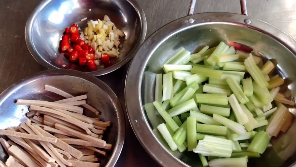 二次感染来袭，中老年人：多吃3种“高叶酸”菜，快速恢复，过好年 鹿血片 第23张